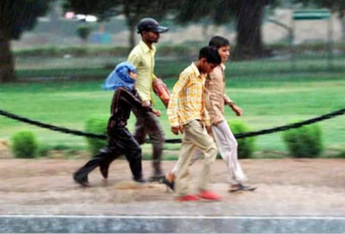 दिल्ली में बारिश