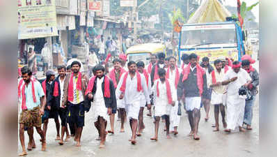 ಮಳೆಗಾಗಿ ಧರ್ಮಸ್ಥಳಕ್ಕೆ ಪಾದಯಾತ್ರೆ