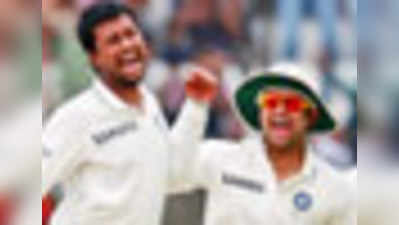 हैदराबाद टेस्टः न्यू जीलैंड पर पारी की हार का खतरा