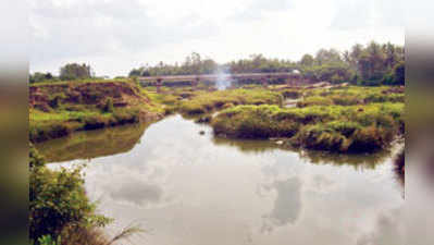 ದುಸ್ಥಿತಿಯತ್ತ ಹರಿದ ಲಕ್ಷ್ಮಣತೀರ್ಥ