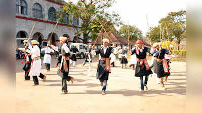 ಮಡಿಕೇರಿ: ಕೋಟೆ ಆವರಣದಲ್ಲಿ ಕೋಲಾಟ