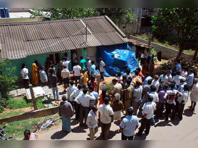 ಆಸ್ತಿ ವಿವಾದ: ಶವದ ಎದುರು ಘರ್ಷಣೆ