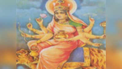 रविवार को मंदिरों में हुई देवी कुष्मांडा की पूजा