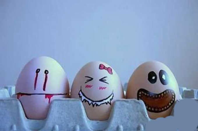 अंडों पर कलाकारी