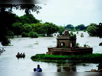 ಮುಂದುವರಿದ ವರುಣನ ಅಬ್ಬರ