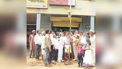 ಮಲೆಬೆನ್ನೂರಲ್ಲಿ ಪ್ರತಿಭಟನೆಗೆ ಮಣಿದ ಅಂಚೆ ಸಿಬ್ಬಂದಿ