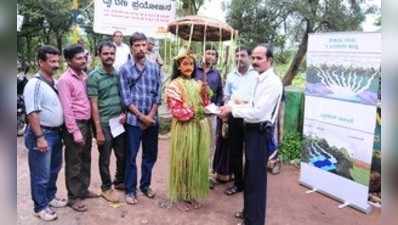 ಎತ್ತಿನಹೊಳೆ ಜಾಗೃತಿಗೆ ಪೋಸ್ಟ್ ಕಾರ್ಡ್ ಅಭಿಯಾನ