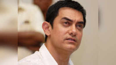 आमिर ने क्यों पहनी चेन्नई एक्सप्रेस टी-शर्ट?