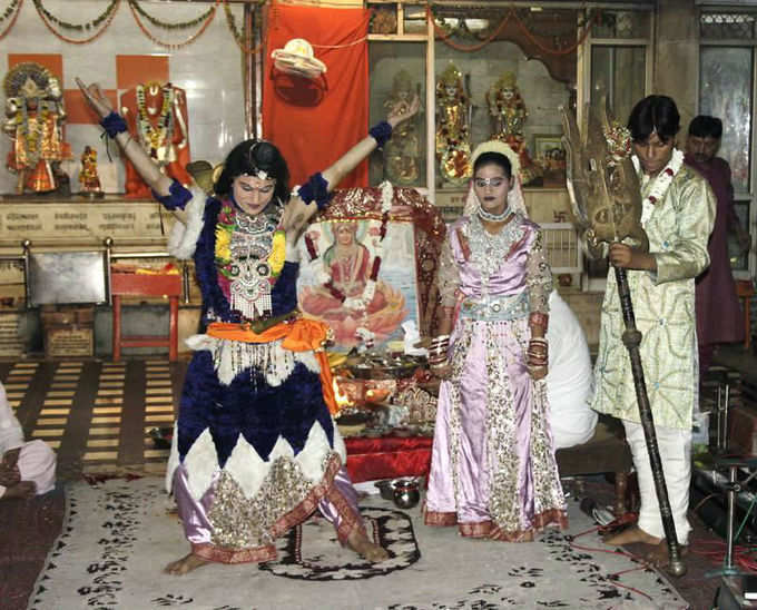 Shiv-Parvati Performance