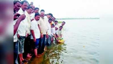 ಶ್ರೀ ದುರ್ಗಾದೇವಿ ಕೆರೆಗೆ ಬಾಗಿನ  ಅರ್ಪಣೆ