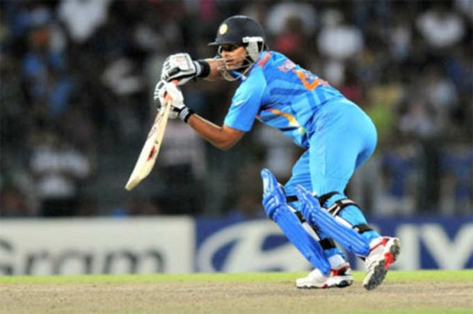 5- सुरेश रैना, 101 (66 गेंद)