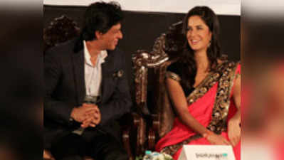हिरोइनों के लिए SRK का अदब अंदाज!