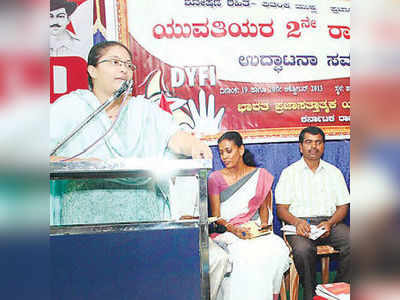 ಮೂಲಭೂತವಾದಿಗಳಿಂದ ಮಹಿಳಾ ಸ್ವಾತಂತ್ರ್ಯಕ್ಕೆ ದಕ್ಕೆ