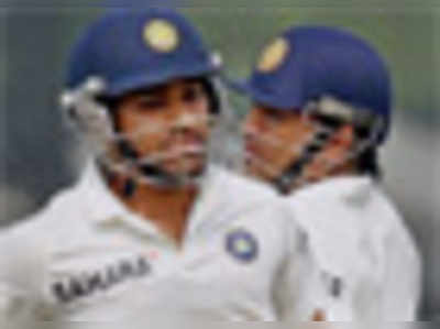 कोलकाता टेस्ट: रोहित-अश्विन की बदौलत भारत मजबूत स्थिति में