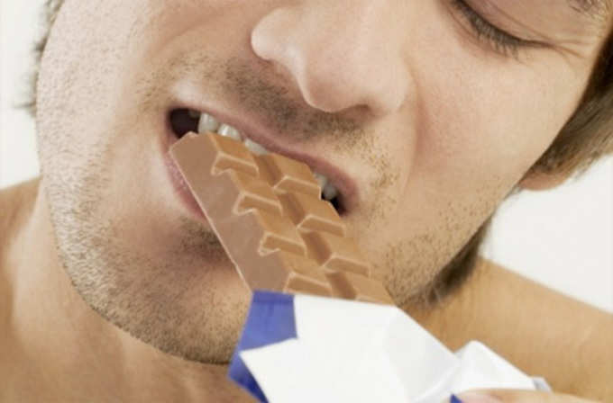 दांतों को सड़ने से बचाती है चॉकलेट