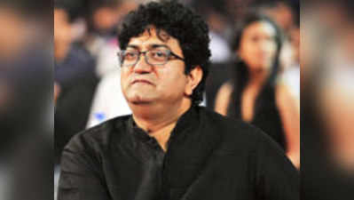 आमिर संग काम करना चाहता हूं: प्रसून जोशी