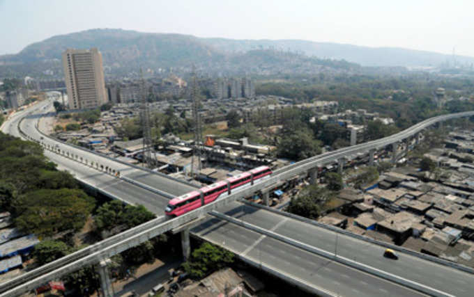 मुंबई में दौडे़गी मोनो रेल