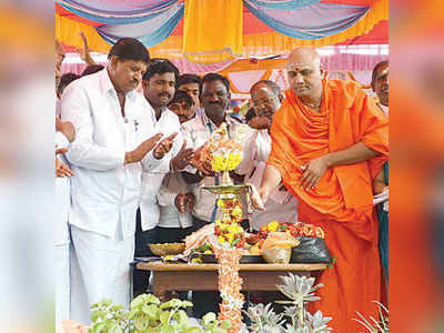 ಪರಿಶಿಷ್ಟರ ಪಟ್ಟಿ ಸೇರ್ಪಡೆಗೆ ಸ್ವಾಮೀಜಿ ಒತ್ತಾಯ