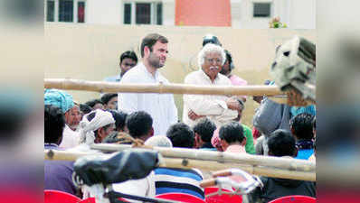 रिक्शा चला कर गरीबों का दर्द जानना चाहते हैं राहुल गांधी