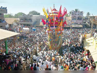 ಅಜ್ಜಯ್ಯನ ತೇರಿಗೆ ಭಕ್ತ ಸಾಗರ