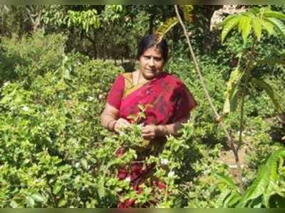 ಸರೋಜಿನಿಯಕ್ಕನ ಪುಷ್ಪ ಕಾವ್ಯ