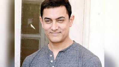 जबरन फ्लैट खाली कराने के आरोप से आमिर का इनकार