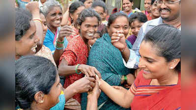 ಮಂಡ್ಯದಲ್ಲಿ ರಮ್ಯ ಮಿಂಚಿನ ಸಂಚಾರ, ಸೌಮ್ಯ ಪ್ರಚಾರ