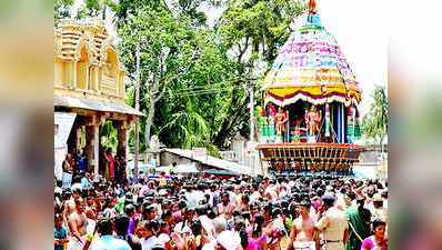 ರಾಮಾನುಜ ರಥೋತ್ಸವಕ್ಕೆ ಸಾವಿರ ಭಕ್ತರು