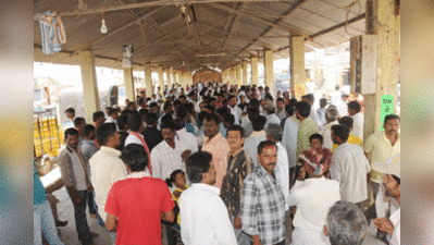 ಬಿತ್ತನೆ ಆಲೂಗಾಗಿ ನಿತ್ಯ ಹೋರಾಟ