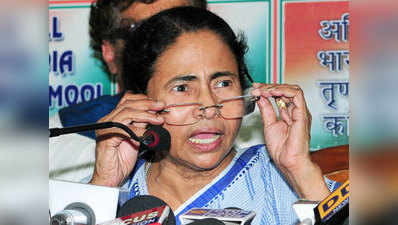 बीजेपी की बढ़त से नाराज ममता ने अपने मंत्री से मांगा इस्तीफा
