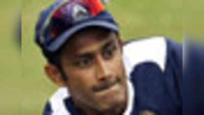 कुंबले तीसरे टेस्ट मैच में खेलेंगेः द्रविड़