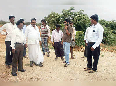 ಹೊಲಕ್ಕೆ ನೀರು ಸಂಪರ್ಕ ಕಡಿತ