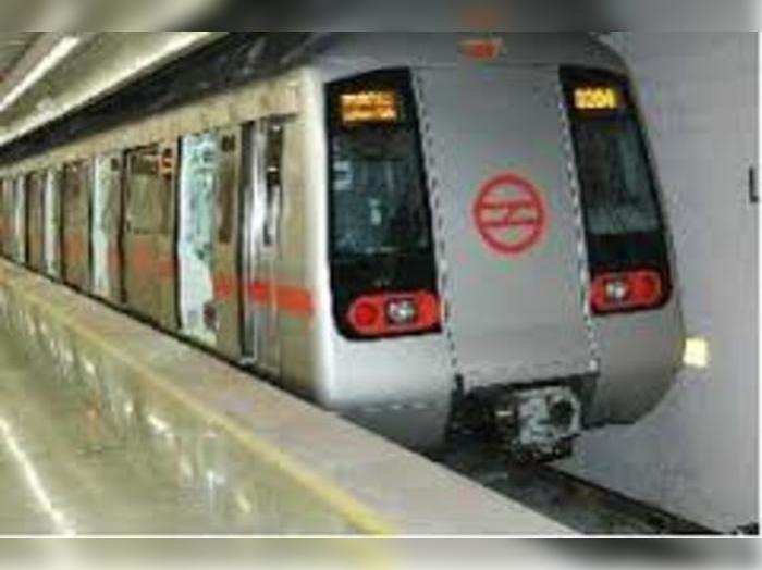 मेट्रो का किराया बढ़ाने के लिए सरकार फिर ऐक्टिव