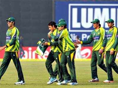 पाकिस्तानी खिलाडियों को नये अनुबंध में मिली वित्तीय राहत