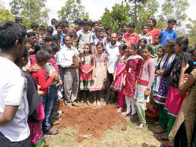 ಶ್ರೀಗಂಧ ಬೆಳೆದು ಸಬಲರಾಗಲು ಸಲಹೆ