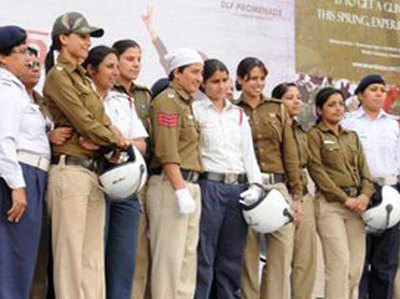 दिल्ली पुलिस में 33 पर्सेंट महिलाएं होंगी