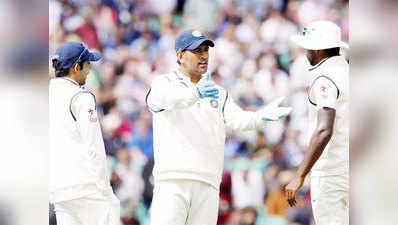 धोनी की कप्तानी टेस्ट स्तर की नहीं: माइक ब्रेयरली