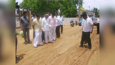 ಅಧಿಕಾರಿಗಳ ವಿರುದ್ಧ ಶಾಸಕರ ಆಕ್ರೋಶ