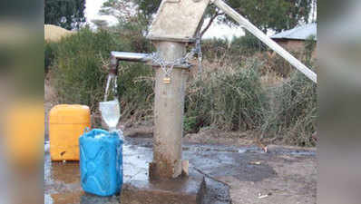 हैंड पंप का पानी पीने से 24 छात्र, 3 शिक्षक बीमार