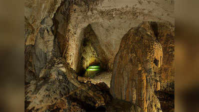 चीन की मिआओ रूम चेम्बर दुनिया की सबसे बड़ी गुफा