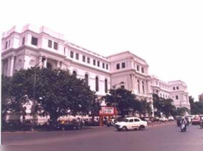 মূর্তি ভাঙায় শাস্তির মুখে ৭ শীর্ষকর্তা