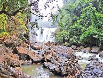 ಝರಿ ನೀರಿನಿಂದ ಹತ್ತು ಹಳ್ಳಿಗೆ ನೀರು