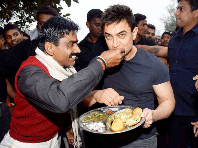 ...जब आमिर खान ने थाली भरकर खाया लिट्टी-चोखा