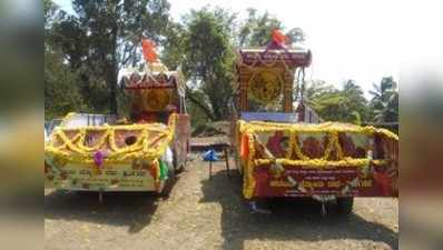 ಜನಸಮೂಹದ ಸ್ವಾಗತಕ್ಕೆ ಹೊರಟ ಕದಂಬ ಜ್ಯೋತಿ