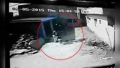 CCTV-র নজরবন্দি নাবালিকার ঘাতক, শুরু খোঁজ