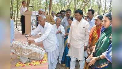 ವಿನಯ, ಮಾನವೀಯತೆ, ಪ್ರಾಮಾಣಿಕತೆ ಬೆಳೆಸಿಕೊಳ್ಳಿ