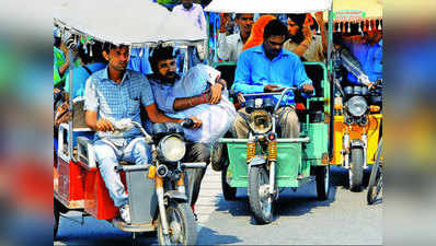 ई-रिक्शा चालकों के लिए ट्रेनिंग कैंप शुरू
