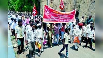 ಭೂ ಸಾಗುವಳಿ ಹಕ್ಕುಪತ್ರ, ನೀರಾವರಿಗೆ ಆಗ್ರಹ