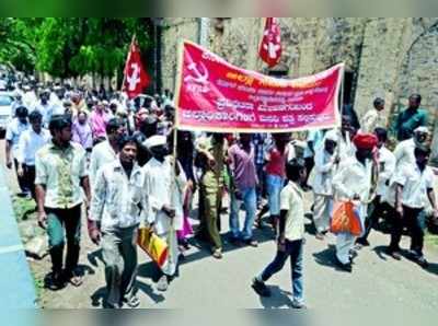 ಭೂ ಸಾಗುವಳಿ ಹಕ್ಕುಪತ್ರ, ನೀರಾವರಿಗೆ ಆಗ್ರಹ