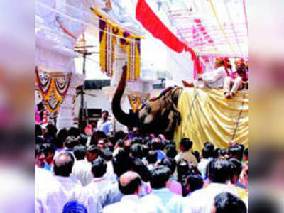 ಜಿನ ಮಂದಿರದಲ್ಲಿ ಕೋಟಿಗಟ್ಟಲೆ ಬಿಡ್!